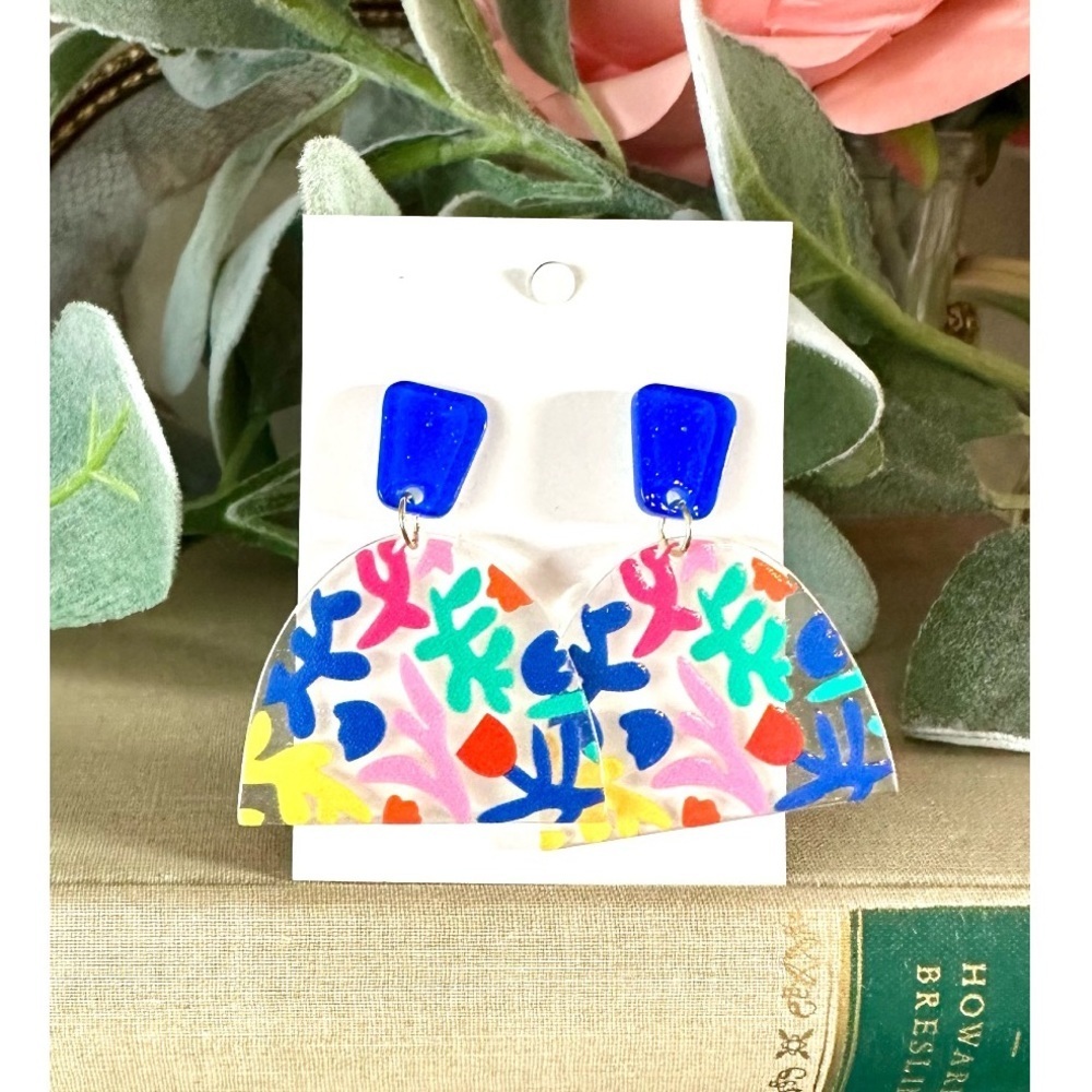 Blue floral pattern geometric drop earrings - Picture 2 of 2